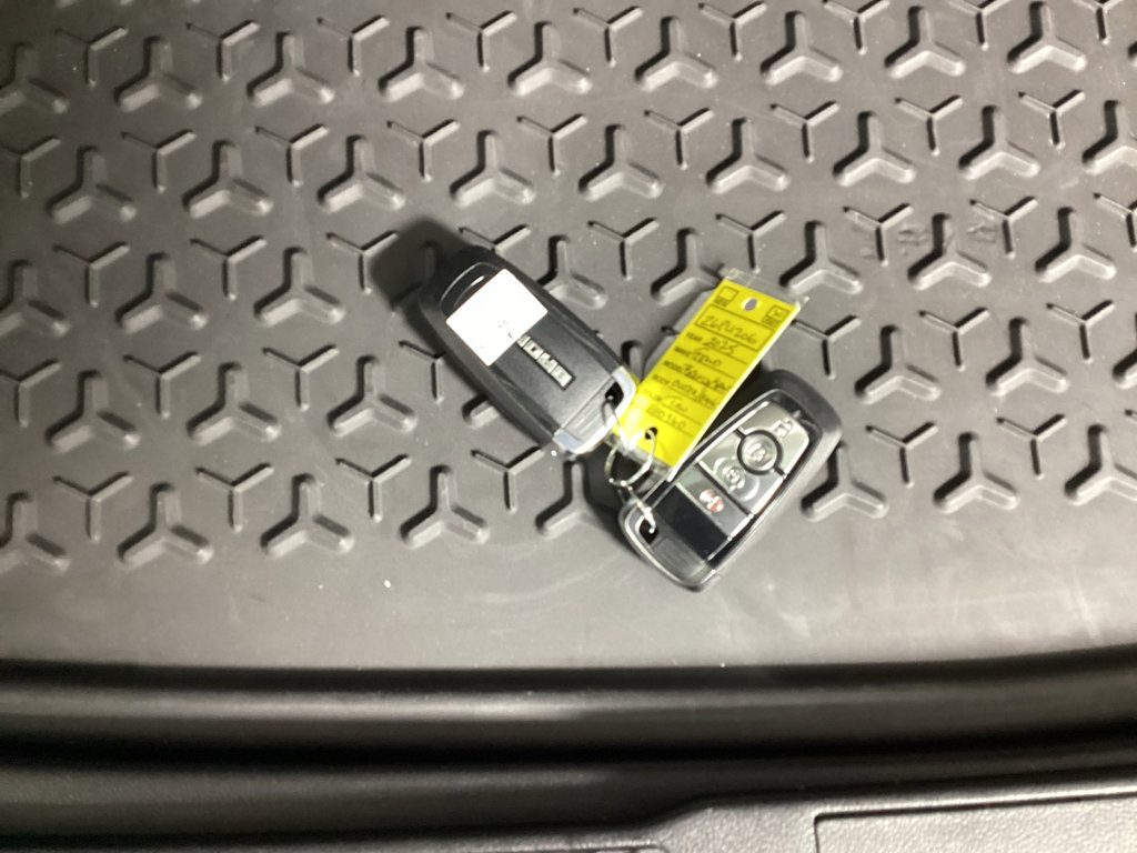 Used 2025 Ford Bronco Sport Outer Banks w/ Outer Banks Tech Package+ image 32