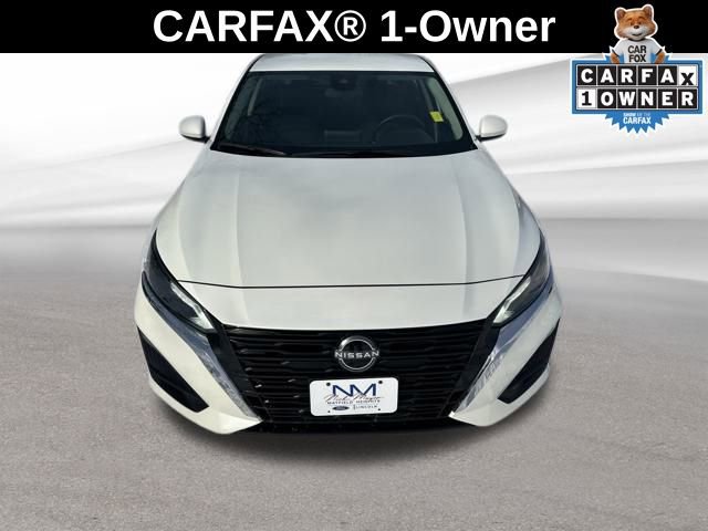 Used 2023 Nissan Altima 2.5 SV image 2