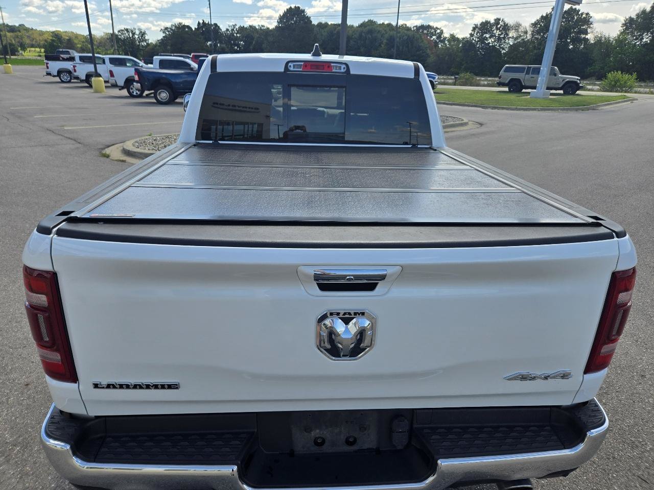 Used 2019 RAM 1500 Laramie AWD/4WD image 7