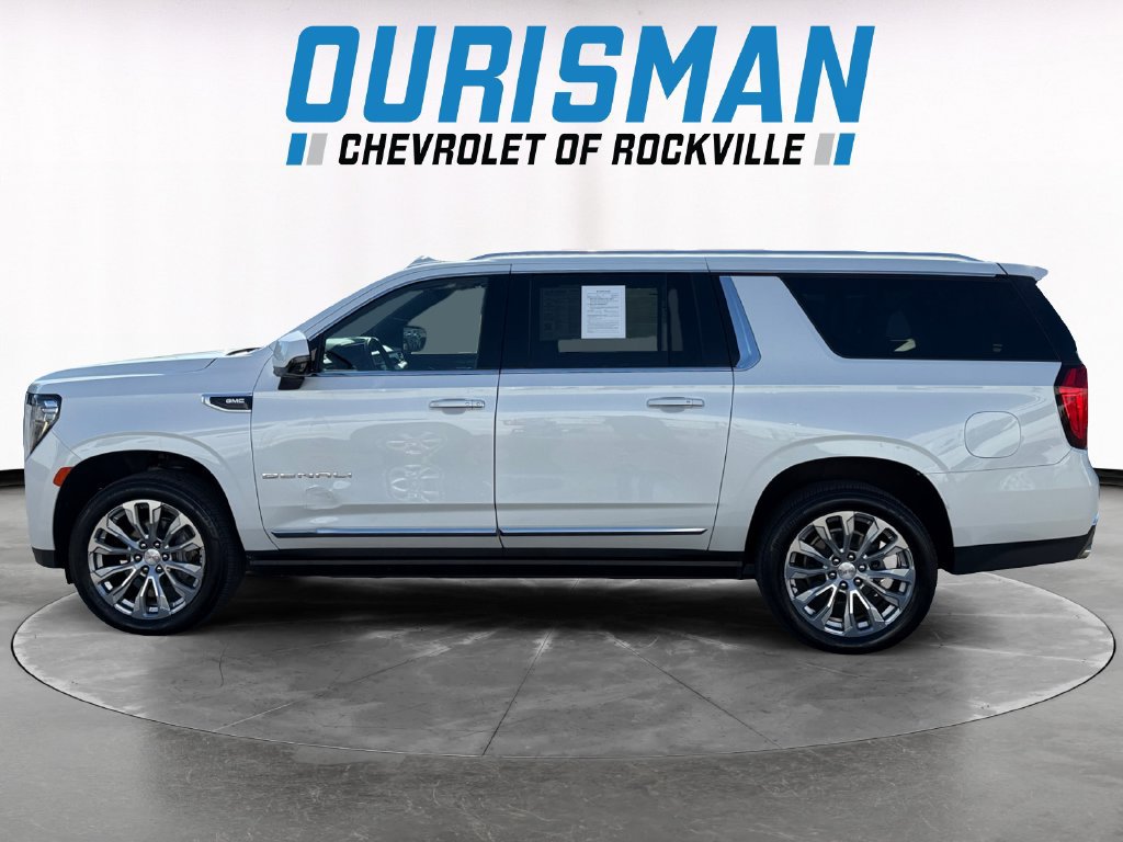 Used 2024 GMC Yukon XL Denali w/ Max Trailering Package AWD/4WD image 3