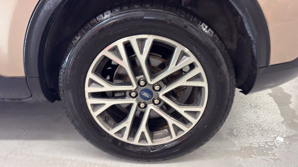Used 2020 Ford Escape SEL AWD/4WD image 7