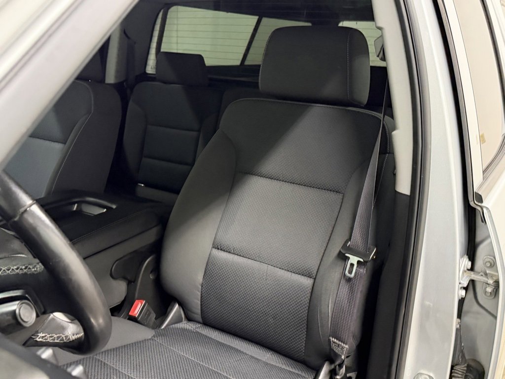 Used 2017 Chevrolet Silverado 1500 LT w/ All Star Edition image 24