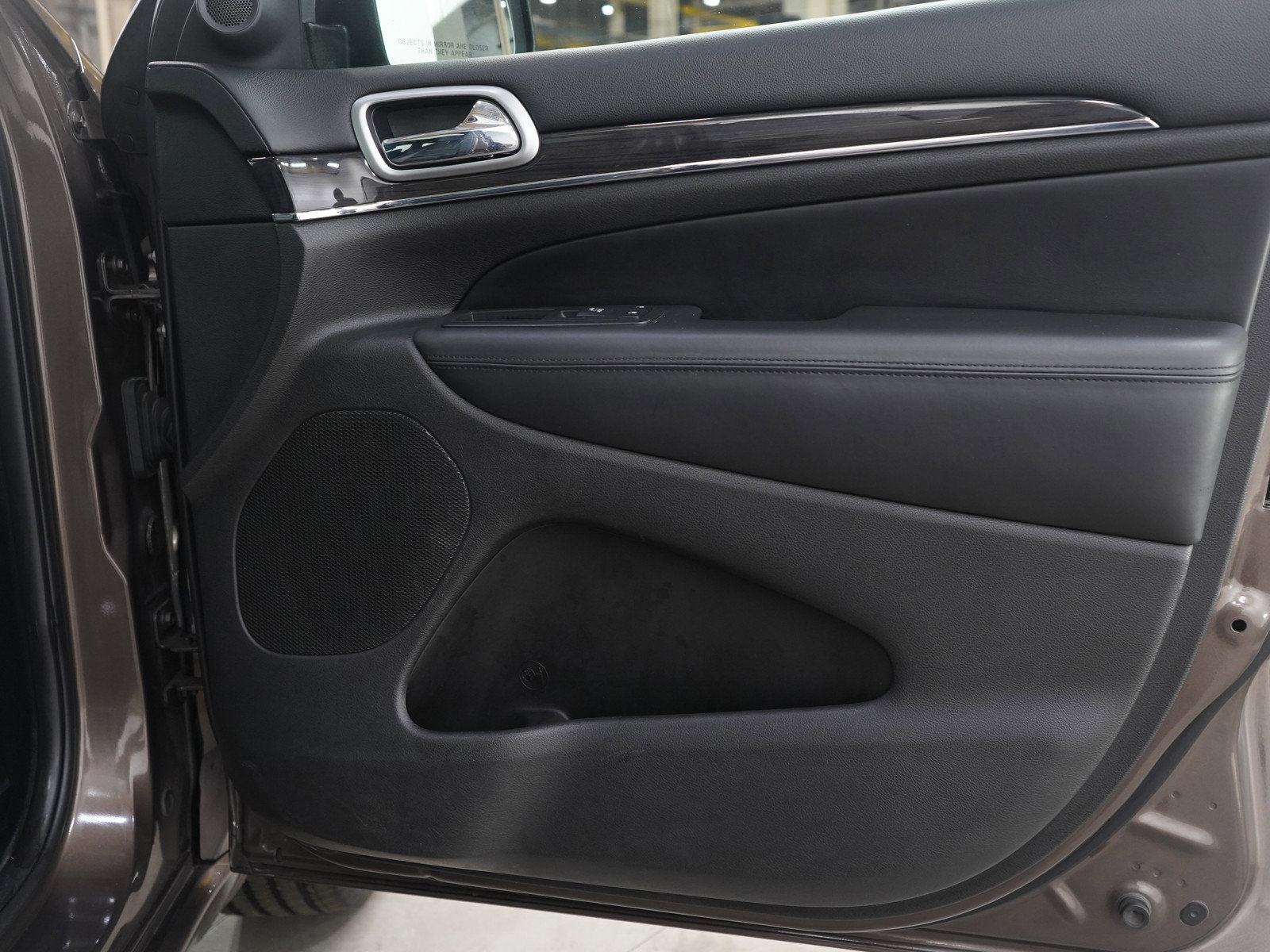 Used 2018 Jeep Grand Cherokee Overland image 9