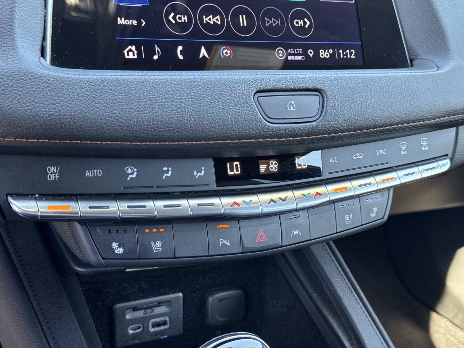 Used 2023 Cadillac XT4 Sport FWD image 16