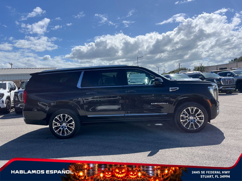 New 2027 GMC Yukon XL Denali w/ Denali Reserve Package AWD/4WD image 8
