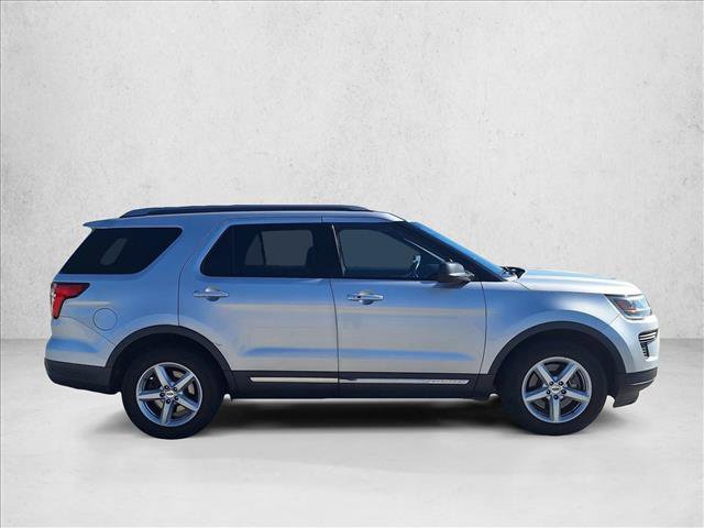Used 2019 Ford Explorer XLT video 4