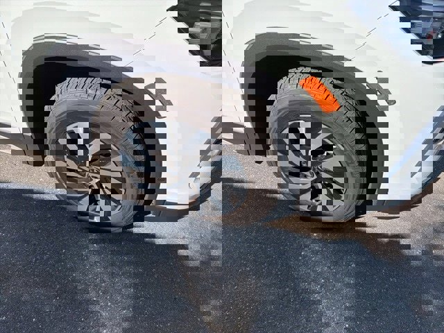 Used 2025 Volkswagen Tiguan S image 2