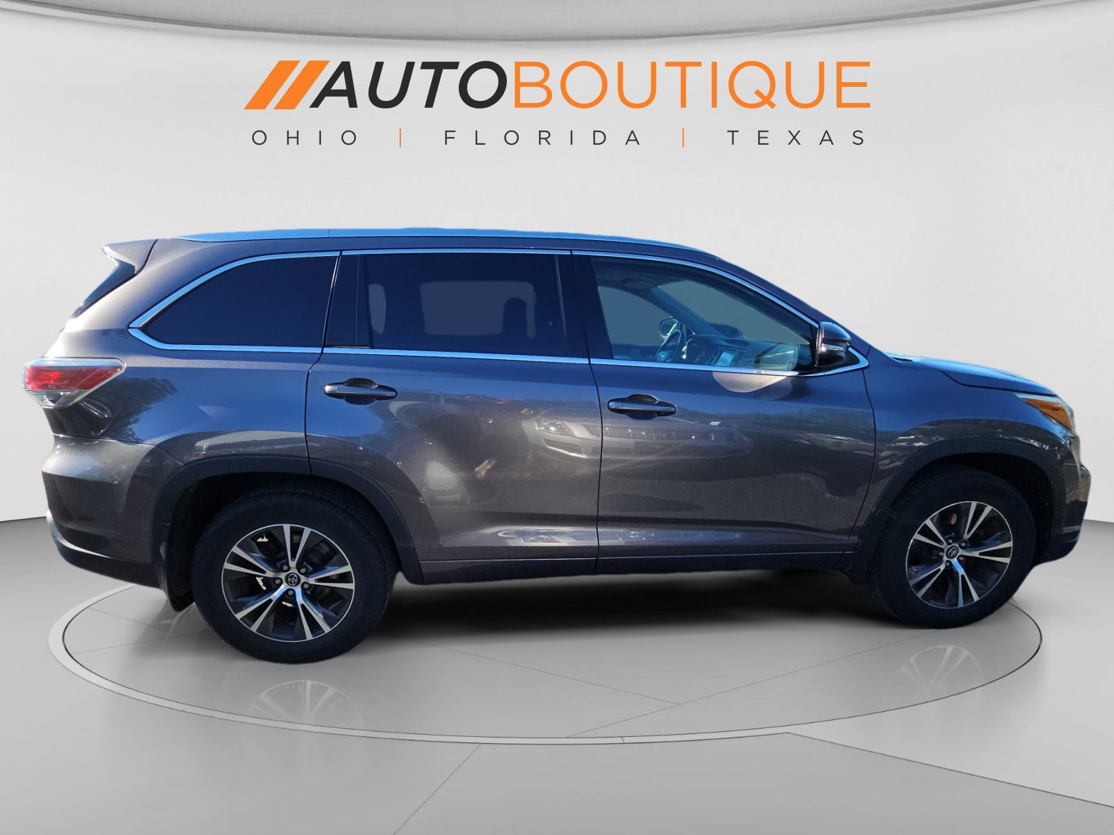 Used 2016 Toyota Highlander XLE AWD/4WD image 7