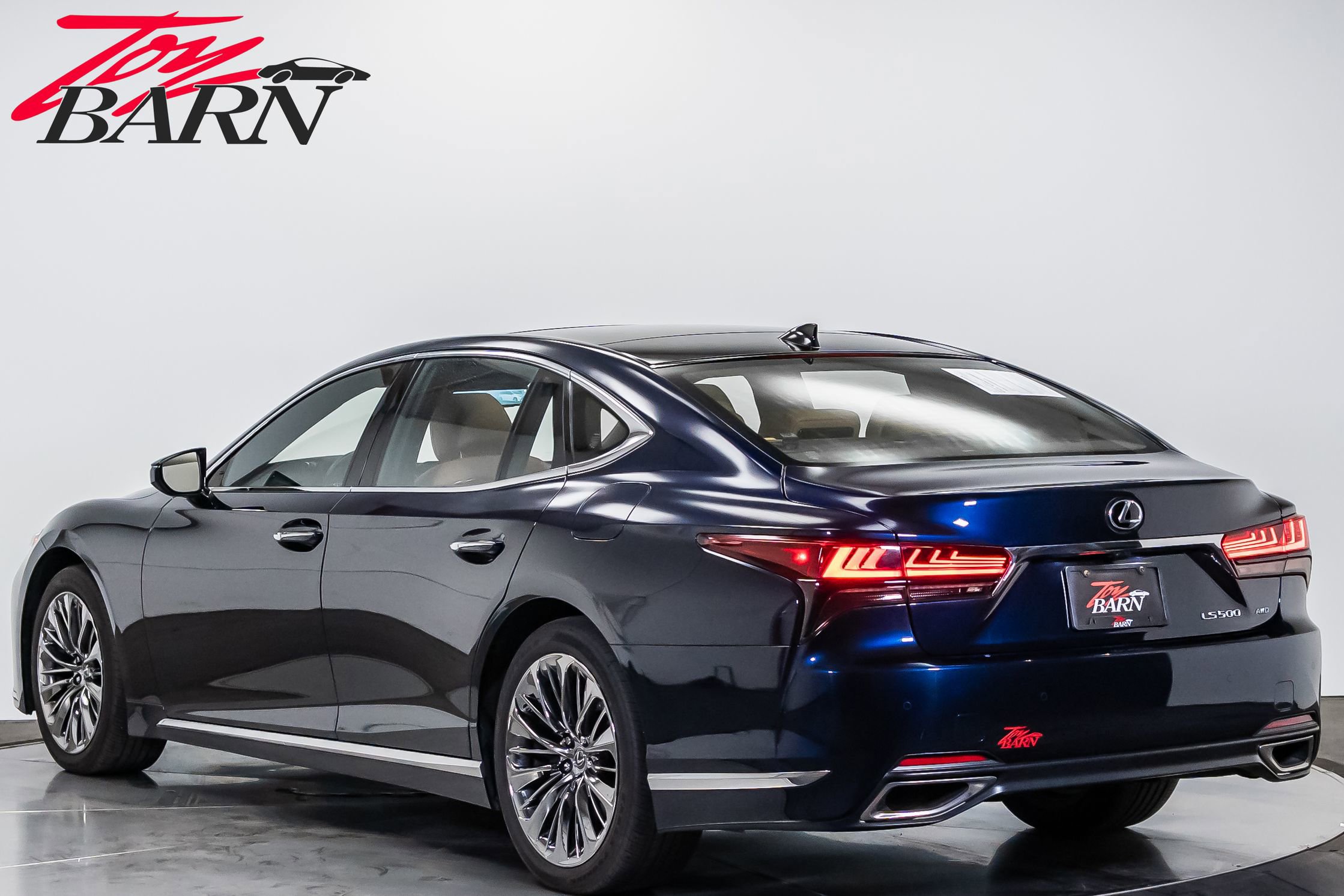 Used 2022 Lexus LS 500 AWD w/ Luxury Package image 3