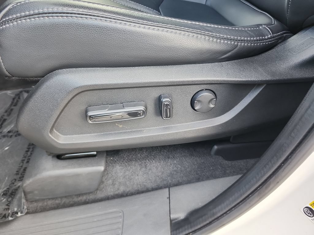 Certified 2023 Honda Pilot Touring image 26