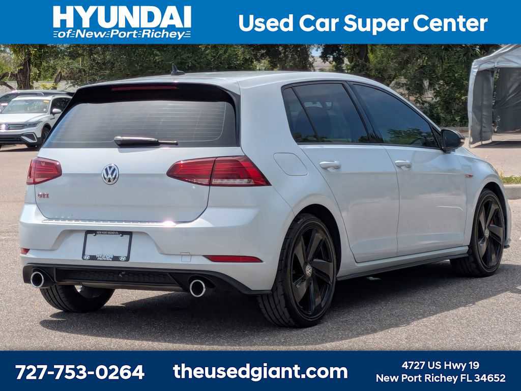 Used 2019 Volkswagen GTI SE FWD image 5