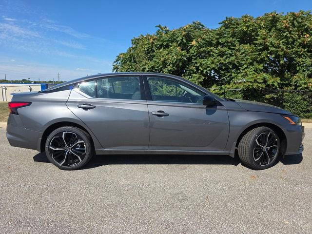 New 2025 Nissan Altima 2.5 SR w/ SR Premium Package image 21