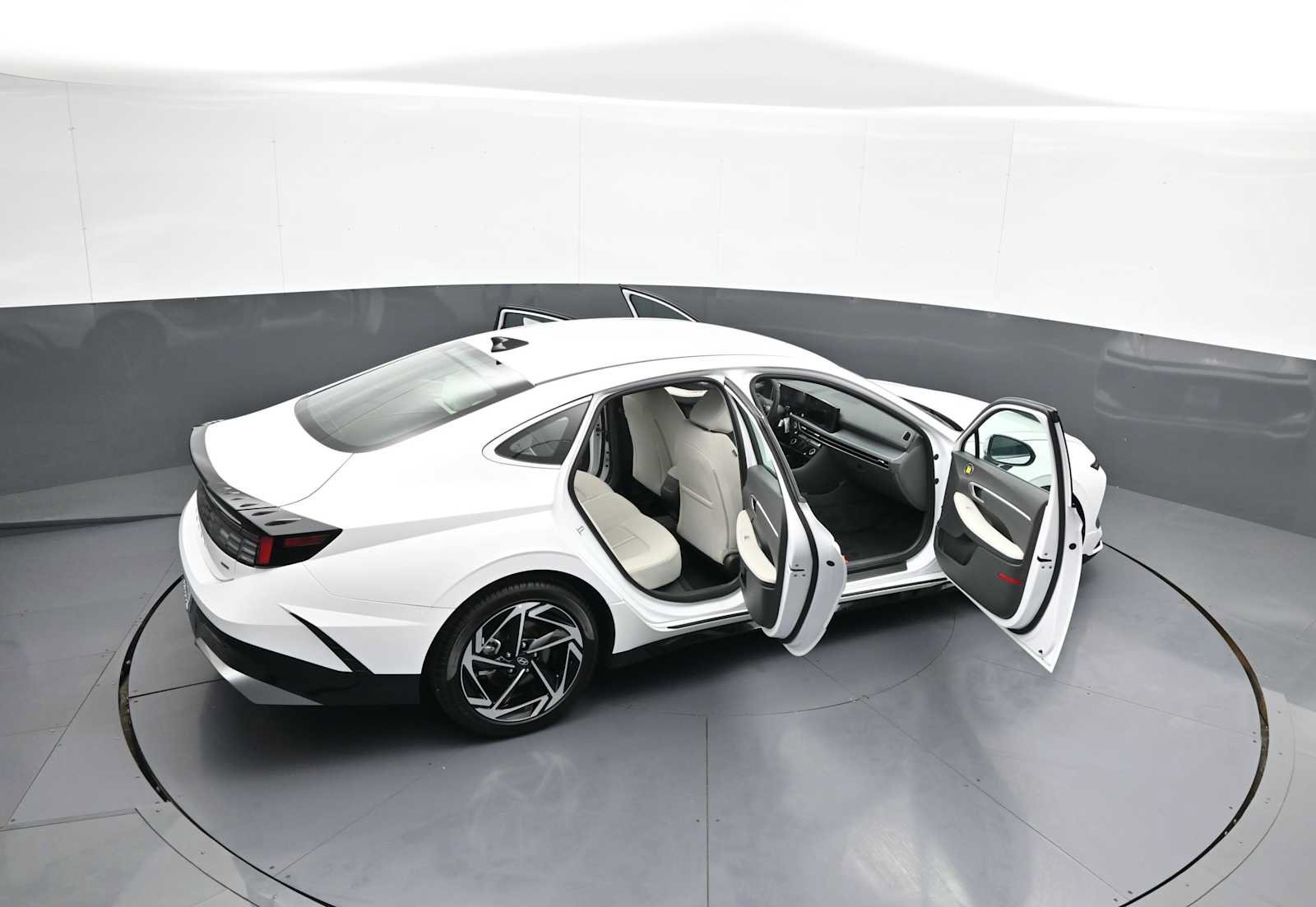 New 2026 Hyundai Sonata SEL AWD/4WD image 43