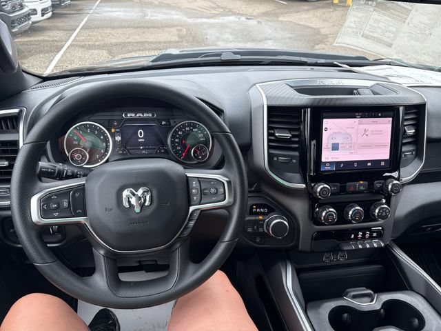 New 2026 RAM 1500 Express AWD/4WD image 11