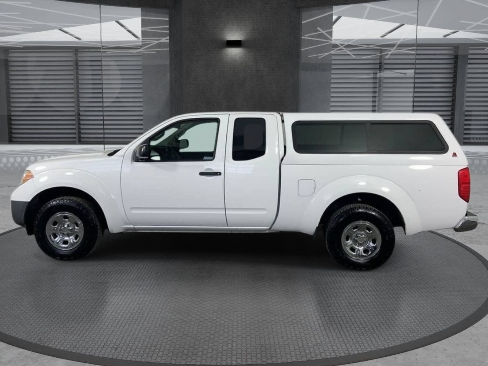 Used 2012 Nissan Frontier S RWD image 7