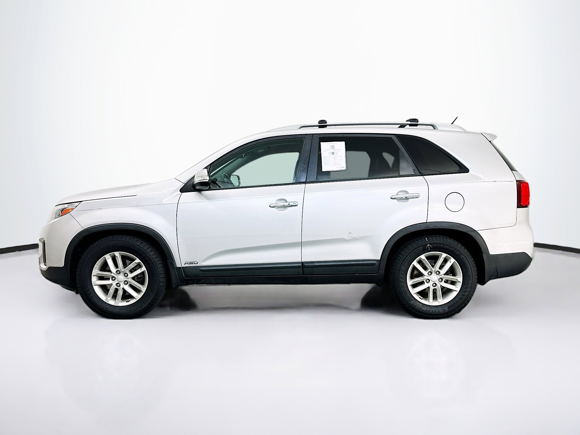 Used 2014 Kia Sorento LX w/ Touring Package (LX) image 4