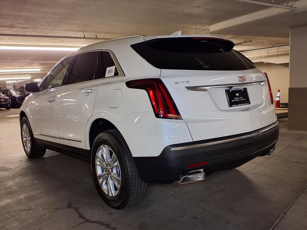New 2026 Cadillac XT5 Luxury image 10
