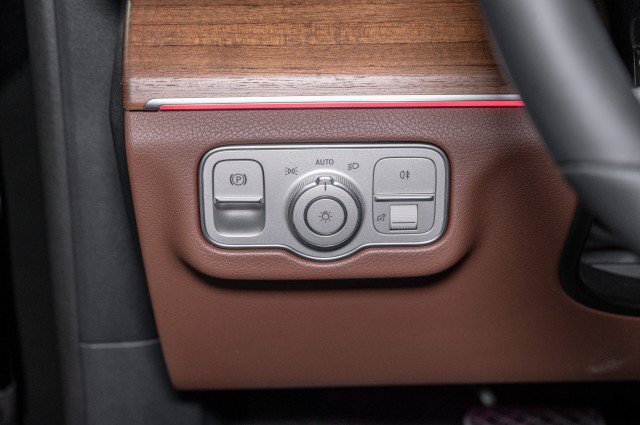 Certified 2026 Mercedes-Benz GLS 450 4MATIC image 22