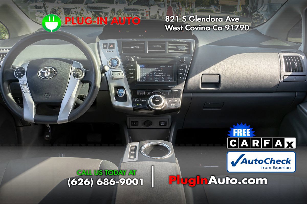 Used 2012 Toyota Prius V Five image 14