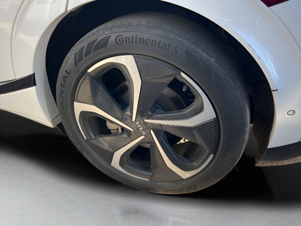 Used 2023 Kia EV6 GT-Line w/ GT-Line Suede Seat Package image 12