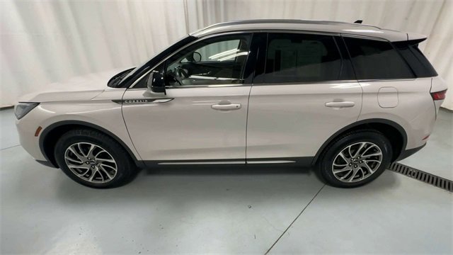 Used 2020 Lincoln Corsair FWD w/ Equipment Group 101A image 5