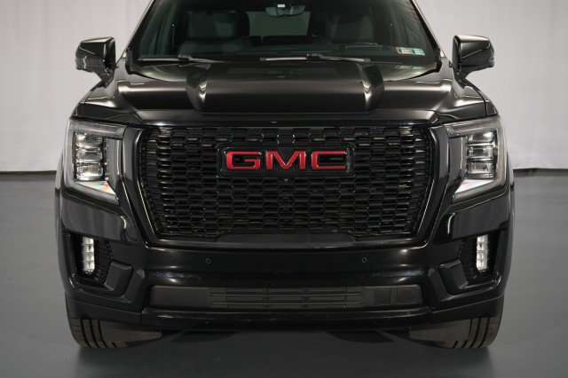 Used 2021 GMC Yukon Denali w/ Denali Premium Package AWD/4WD image 5