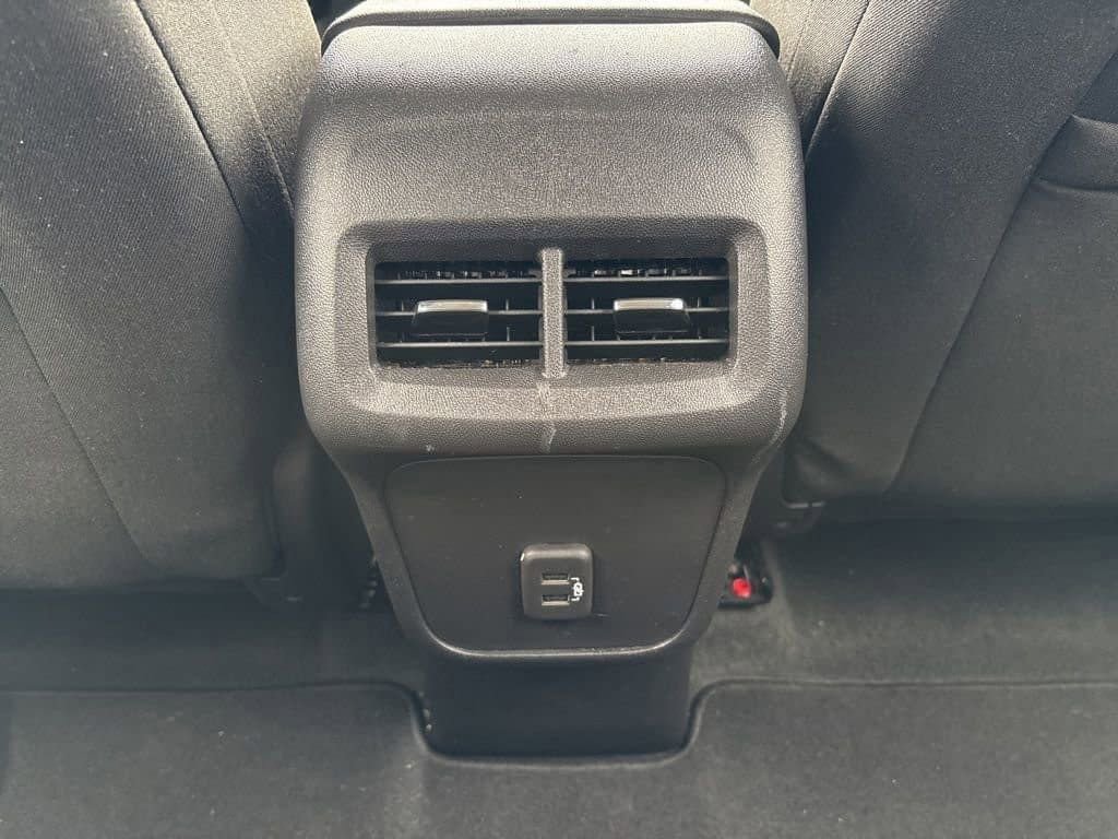 Used 2024 Chevrolet Equinox LT image 16