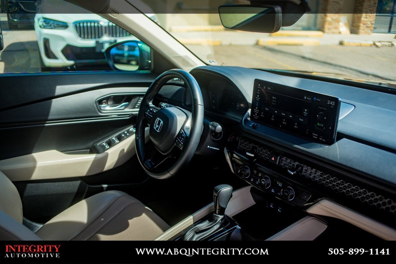 Used 2023 Honda Accord EX-L image 32