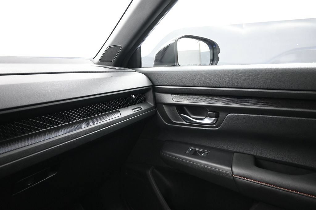 Used 2025 Honda CR-V Sport-L image 7