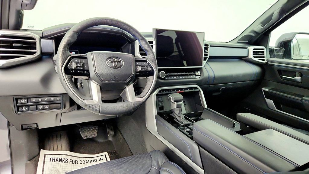 Used 2025 Toyota Sequoia Platinum image 13