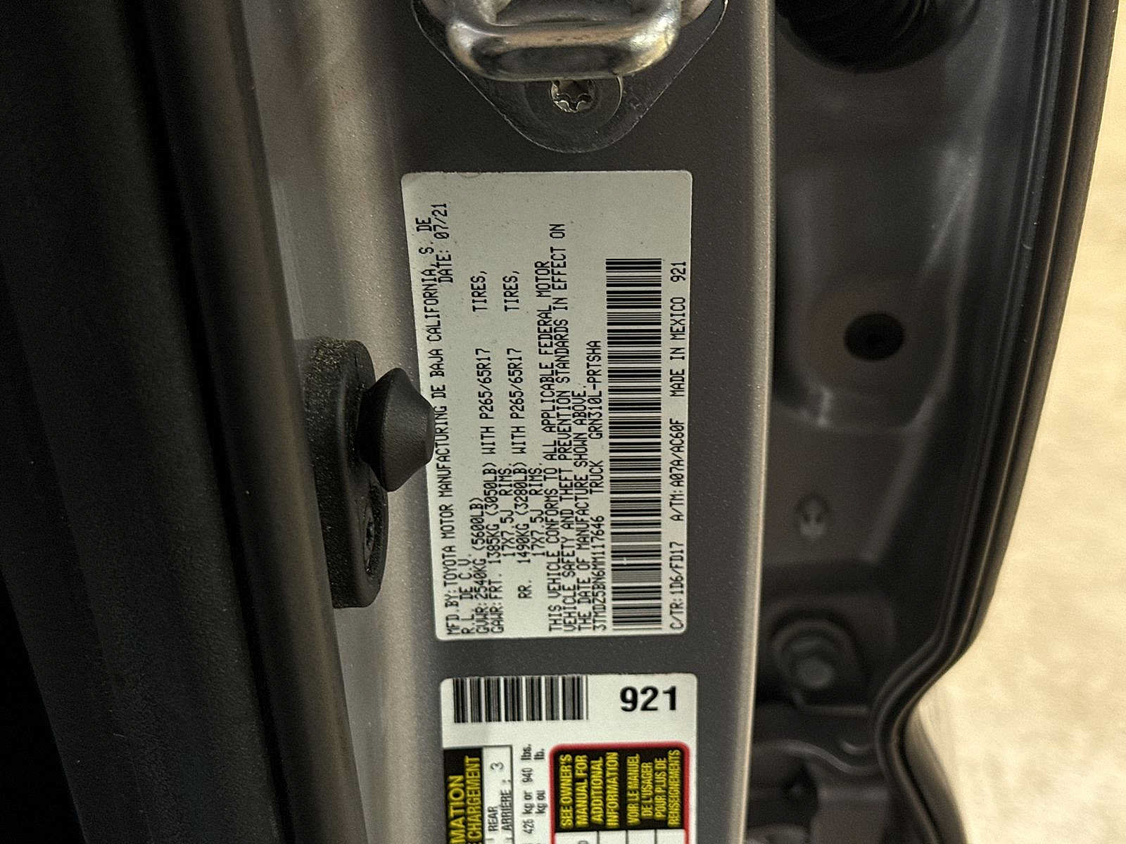 Used 2021 Toyota Tacoma TRD Sport AWD/4WD image 14