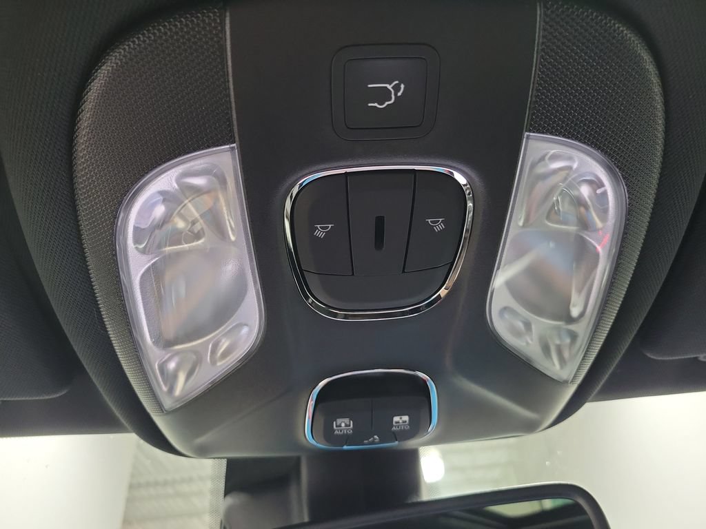 New 2026 Jeep Compass Trailhawk w/ Sun, Sound & Navigation Group AWD/4WD image 20