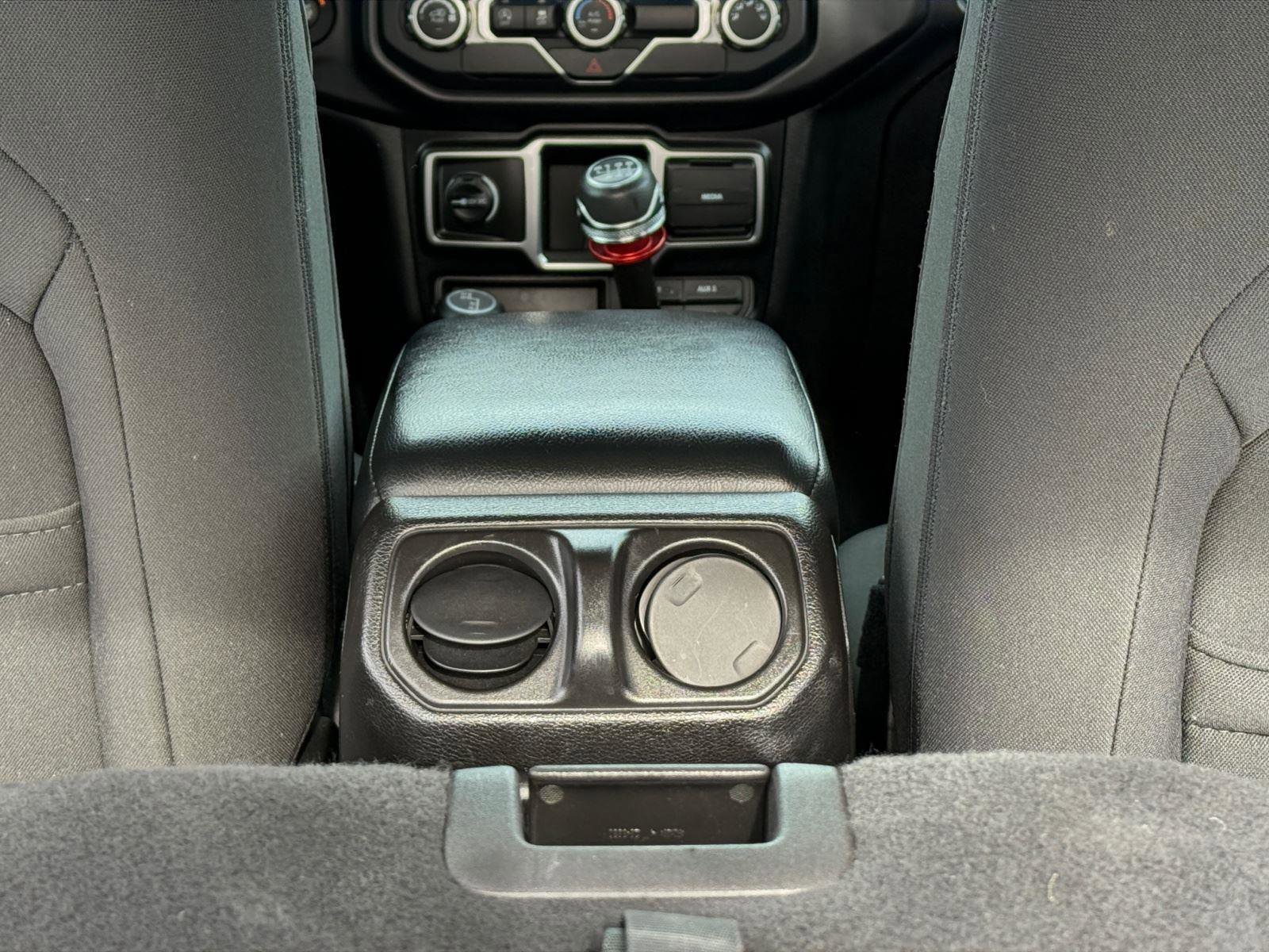 Used 2021 Jeep Wrangler Sport image 14