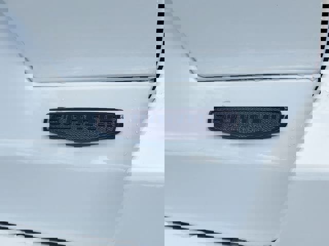 New 2026 Jeep Grand Cherokee Summit image 7