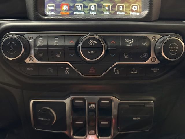 Used 2021 Jeep Wrangler Unlimited Sahara image 10