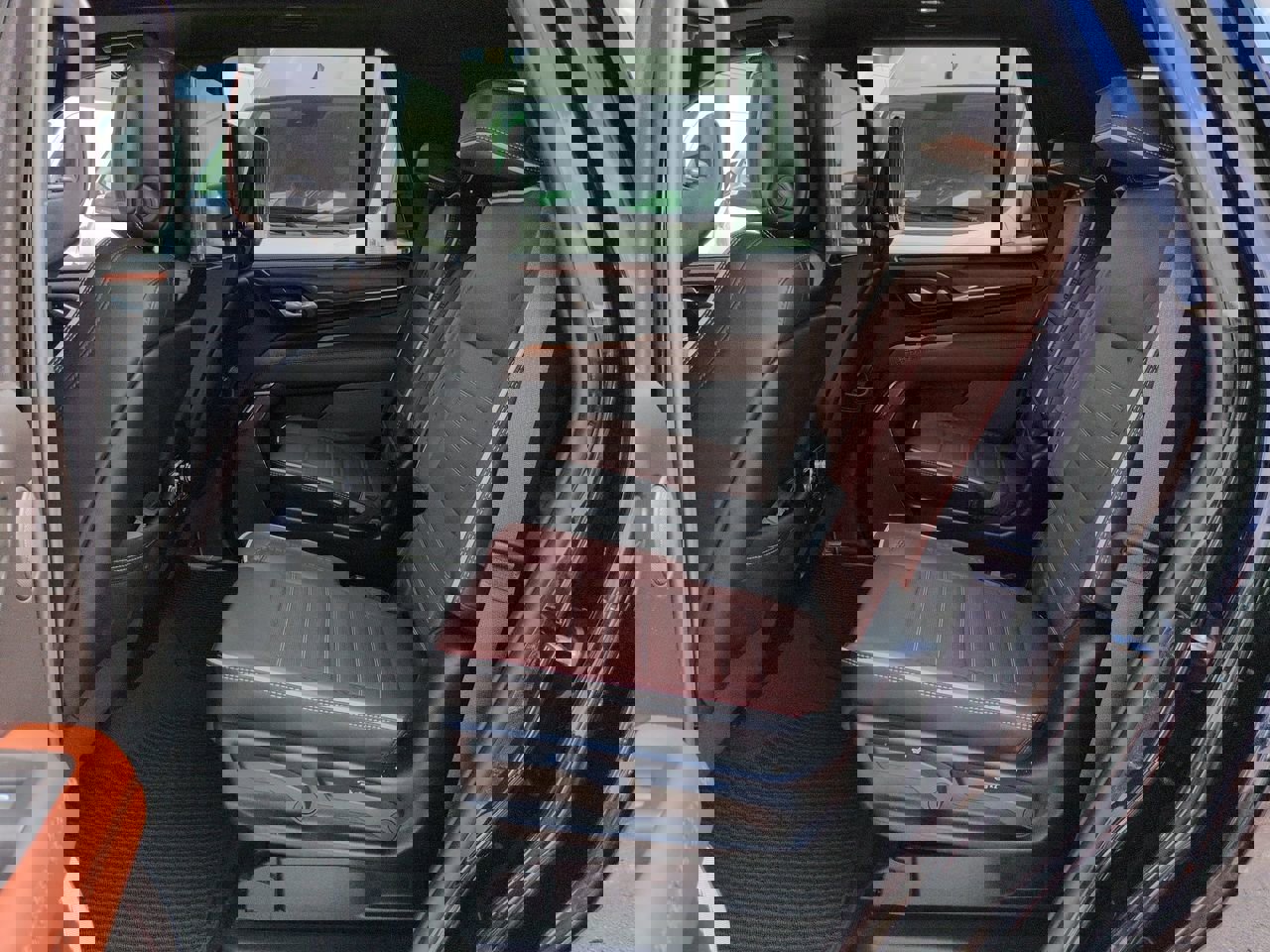 Used 2023 GMC Yukon Denali Ultimate image 14