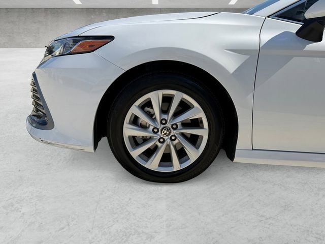 Used 2024 Toyota Camry LE FWD image 23