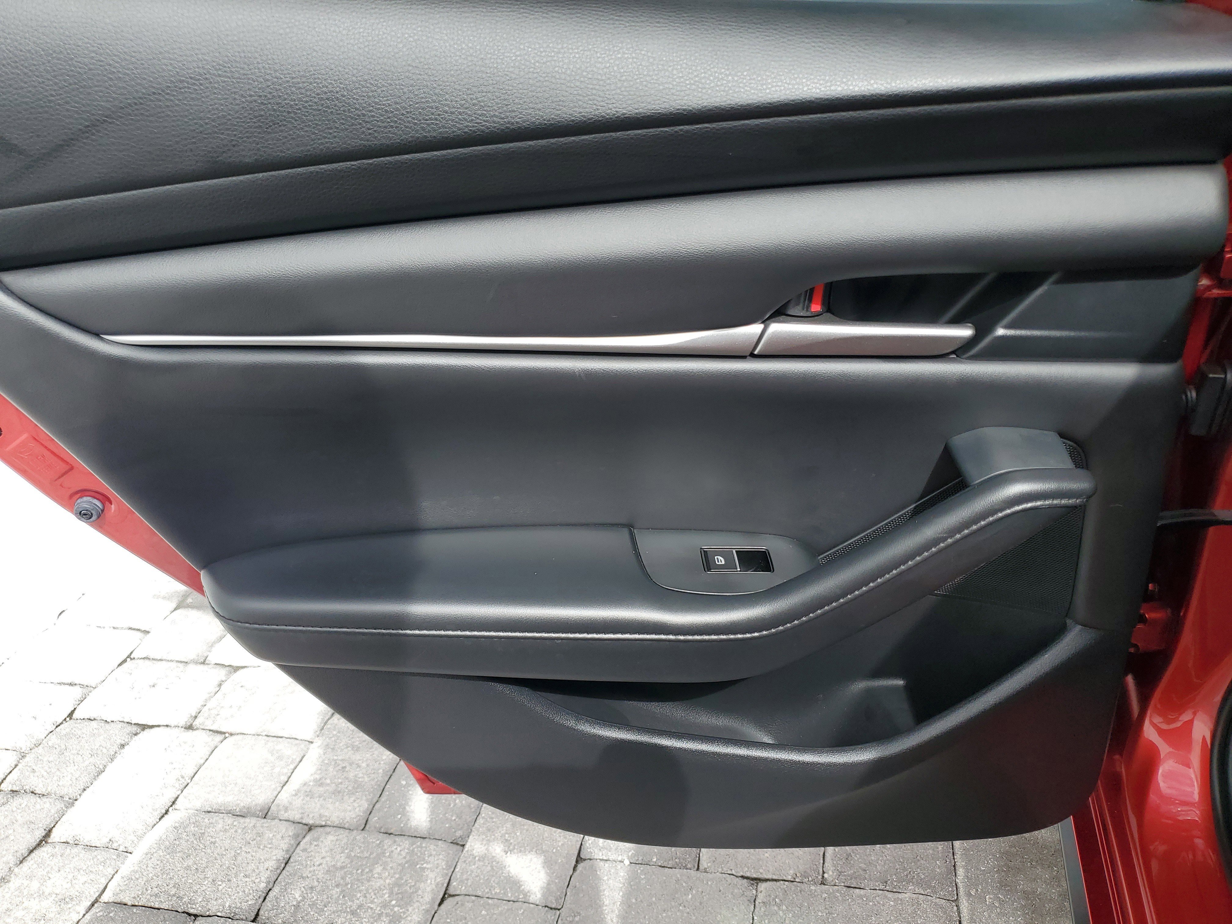 Used 2023 MAZDA MAZDA3 s image 10