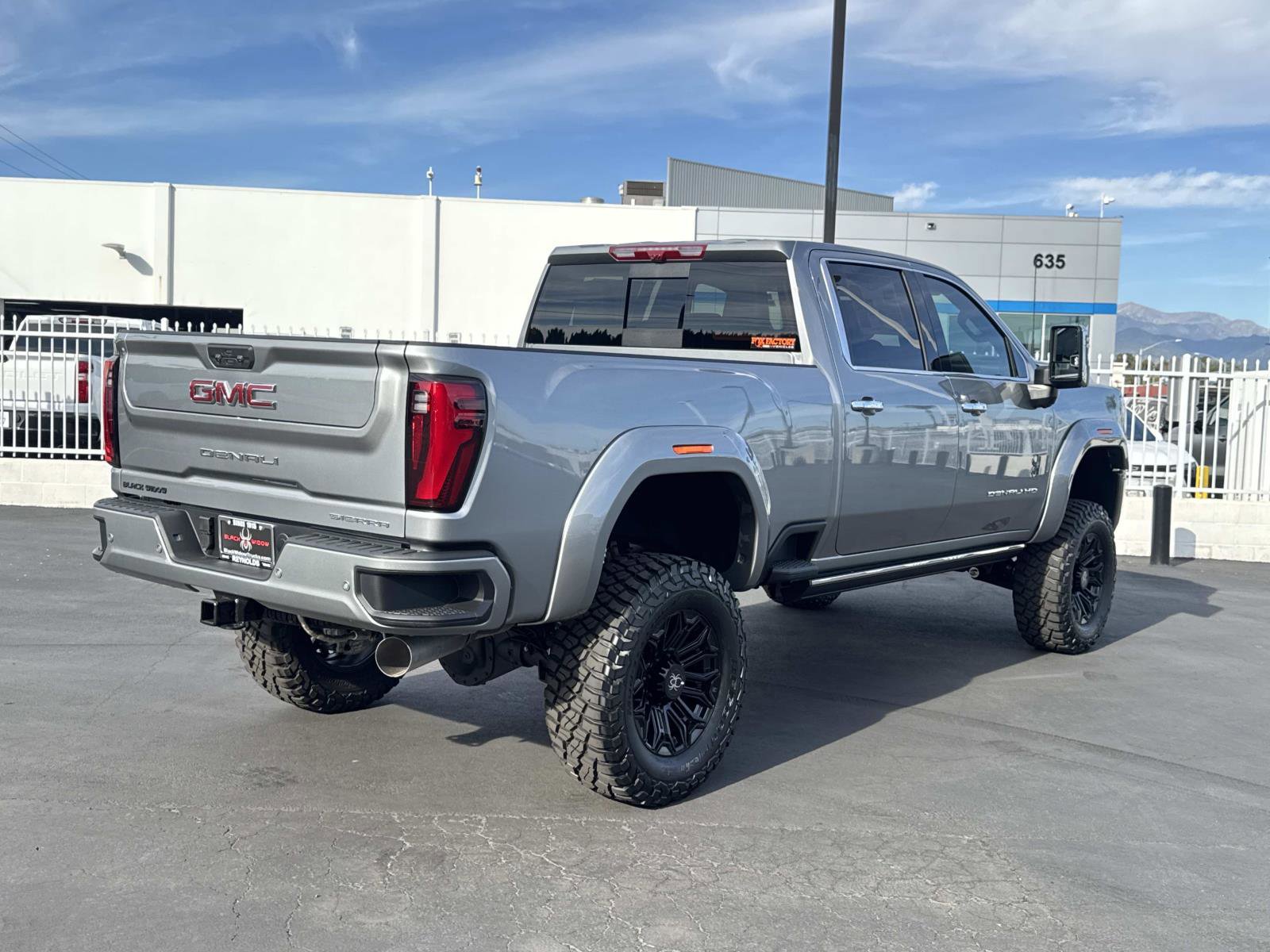New 2026 GMC Sierra 2500 Denali w/ Denali Reserve Package image 5