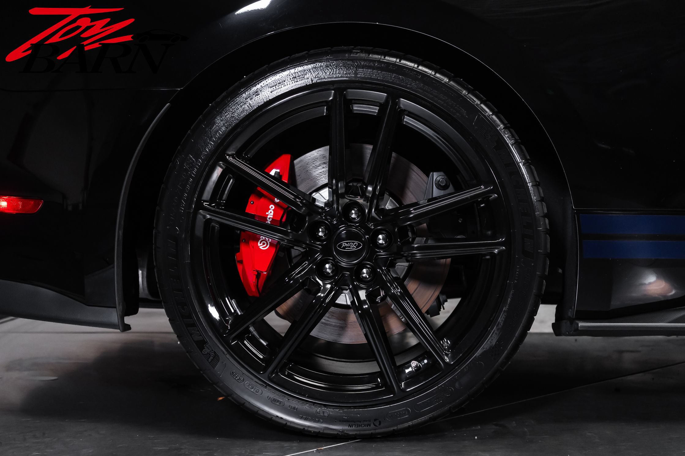 Used 2021 Ford Mustang Shelby GT500 w/ Technology Package RWD image 14