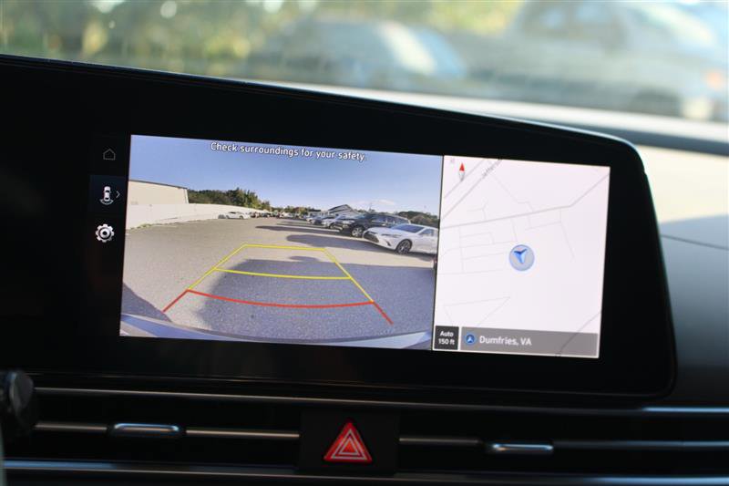 Used 2024 Hyundai Elantra SEL image 18