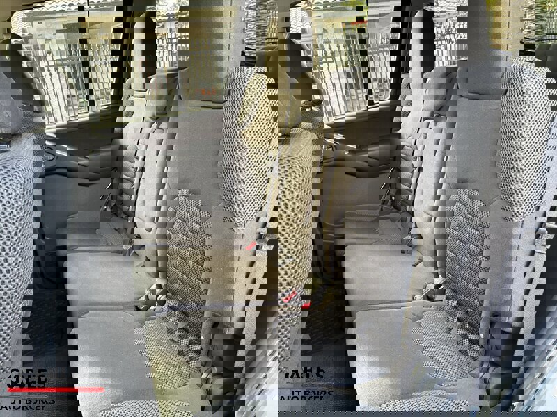 Used 2012 Nissan Pathfinder SV image 21