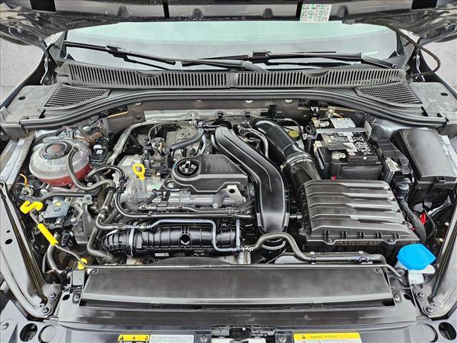 Used 2025 Volkswagen Jetta Sport FWD image 21