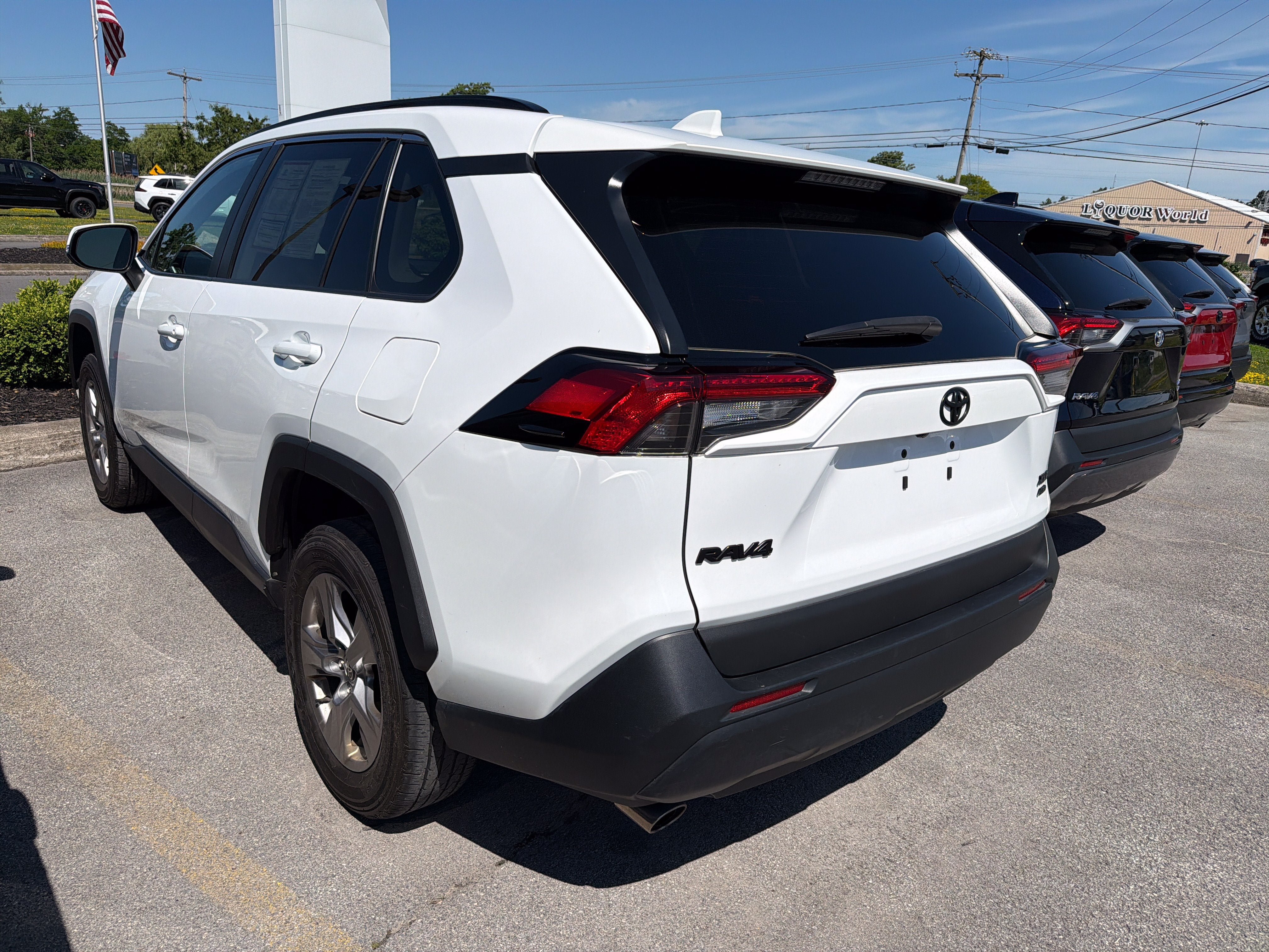 Used 2023 Toyota RAV4 XLE w/ Convenience Package AWD/4WD image 5