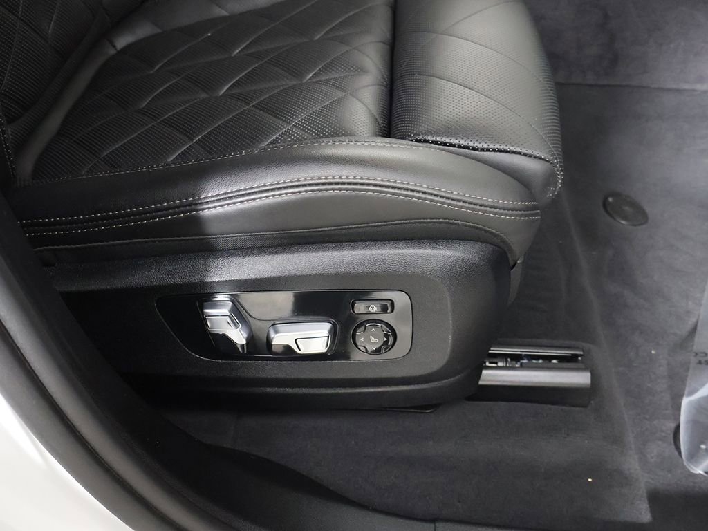 Used 2024 BMW X5 xDrive40i image 36
