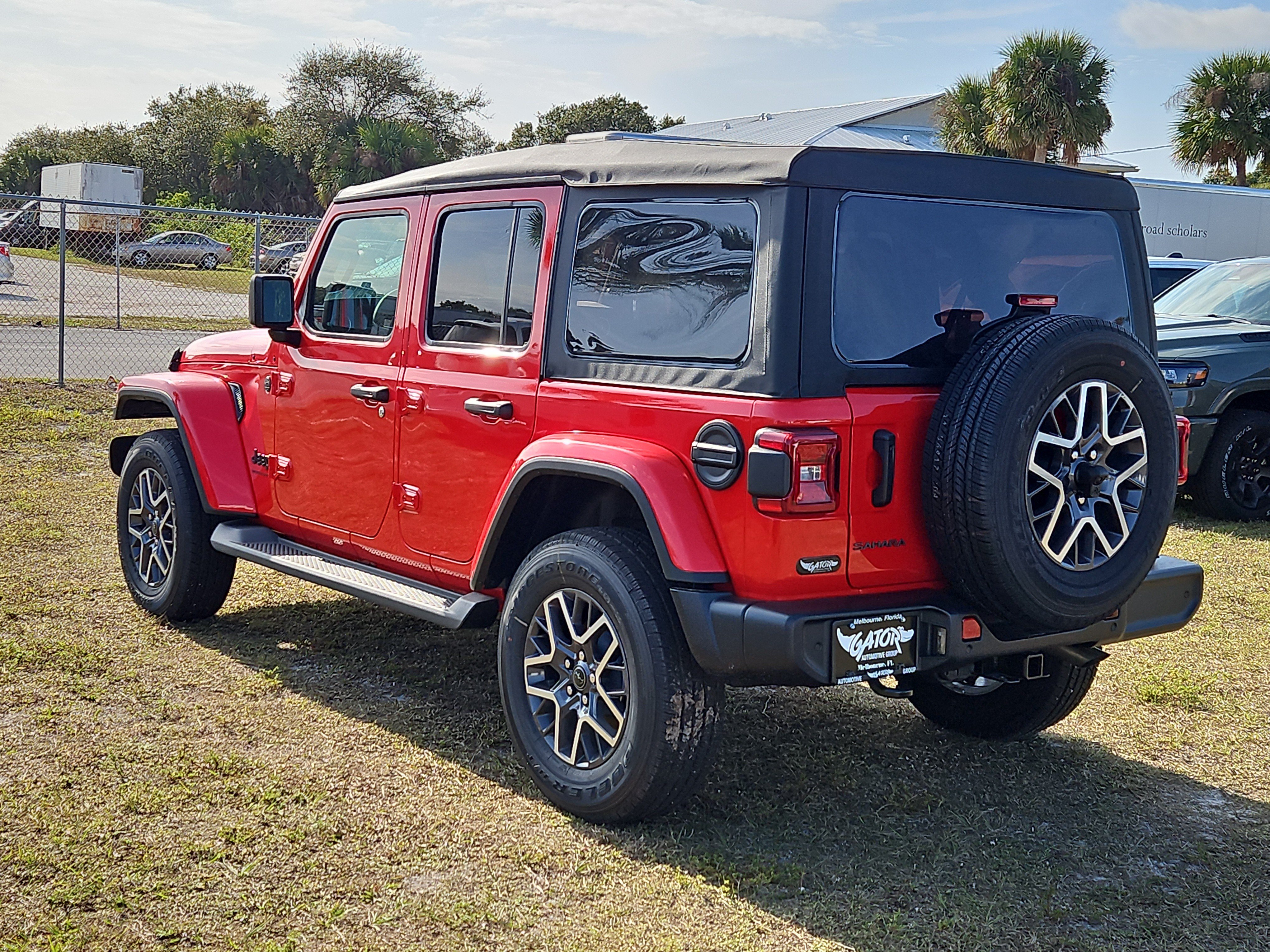 New 2026 Jeep Wrangler Unlimited Sahara AWD/4WD image 3