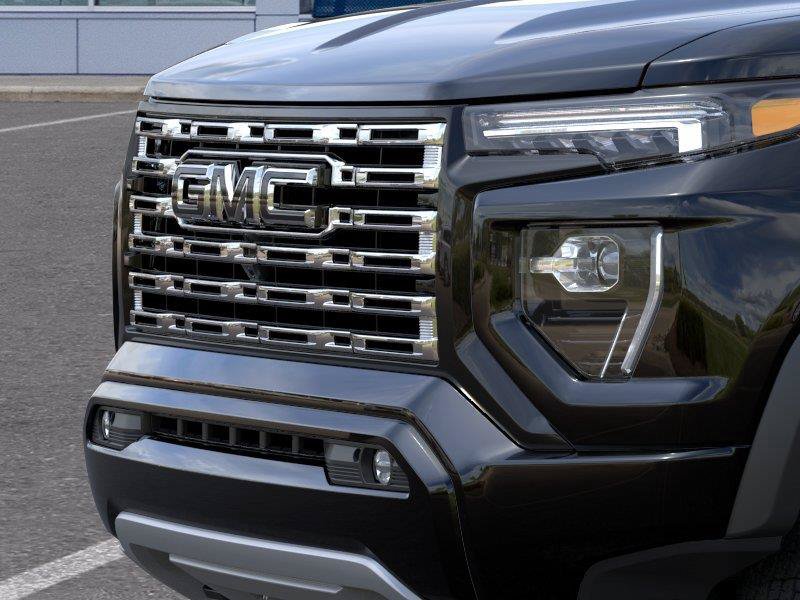 New 2026 GMC Canyon Denali w/ LPO, Denali Black Edition AWD/4WD image 15