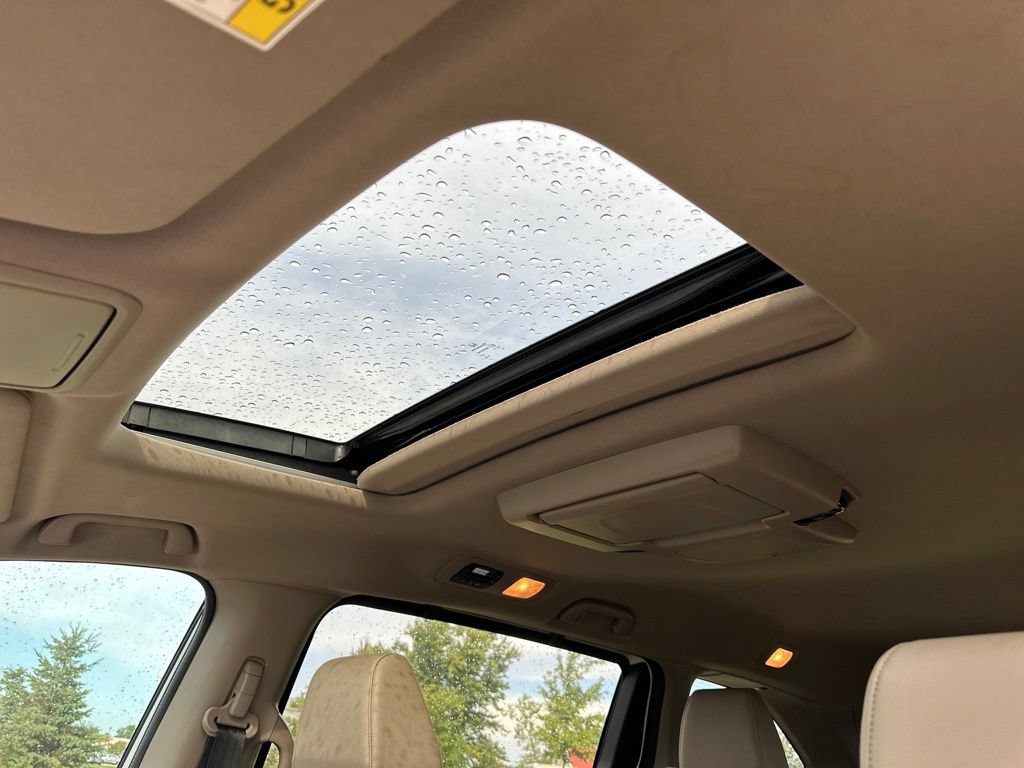 Used 2018 Honda Odyssey Elite image 6