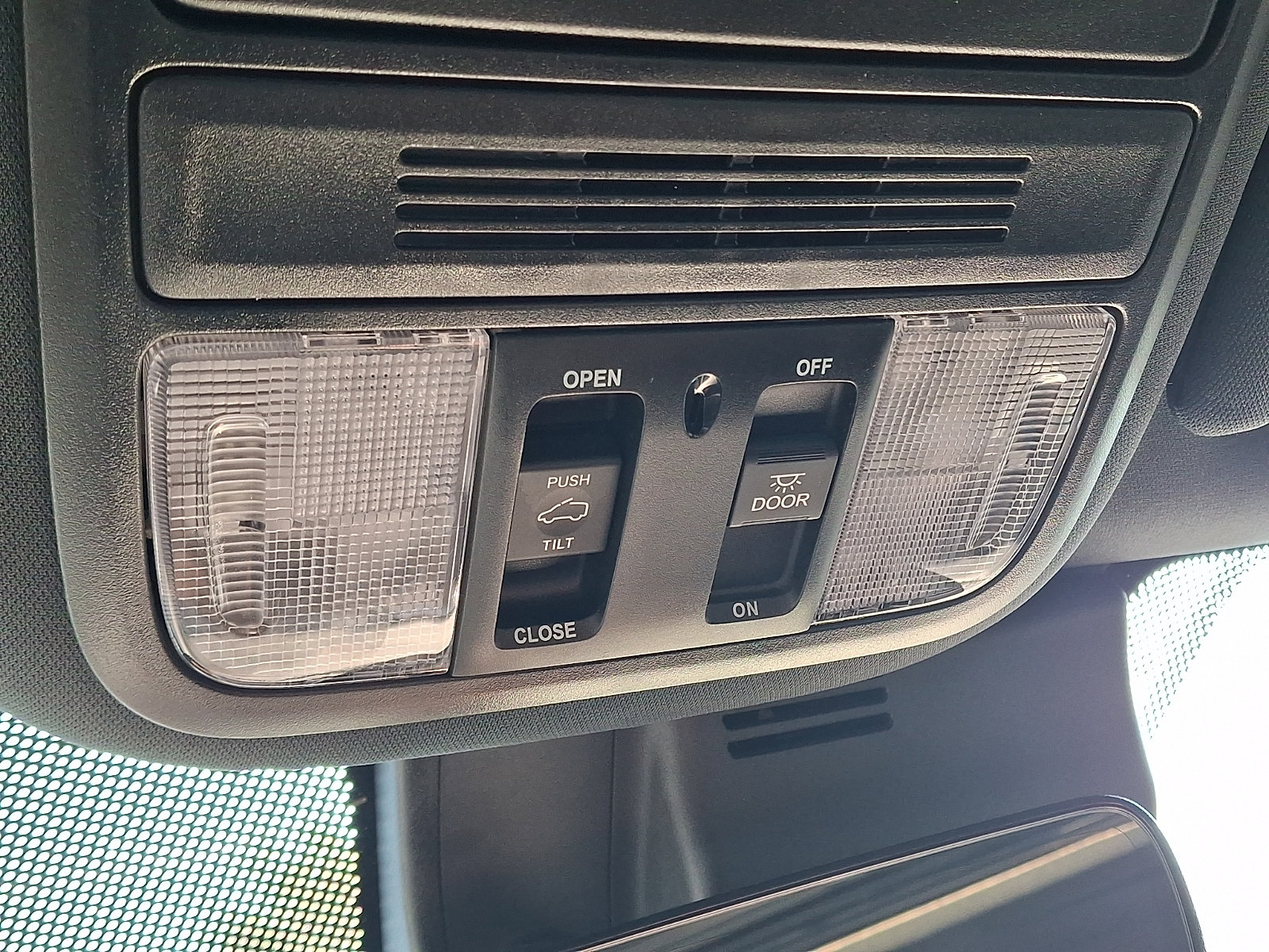 Used 2024 Honda Passport EX-L image 26