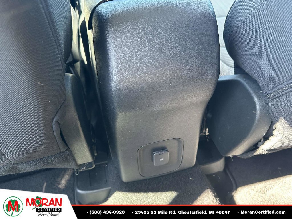 Used 2022 Ford Escape S AWD/4WD image 11